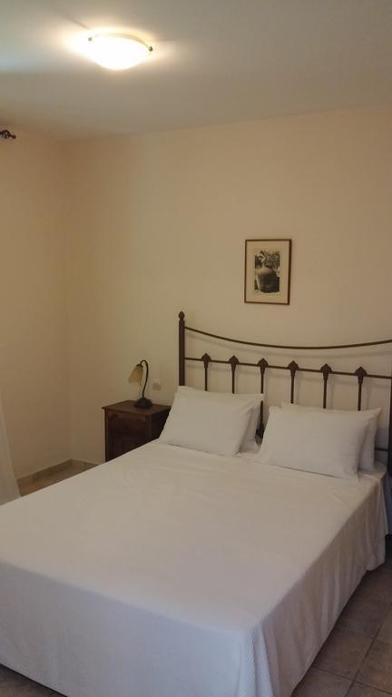 Mouria Studios Epidaurus Zimmer foto
